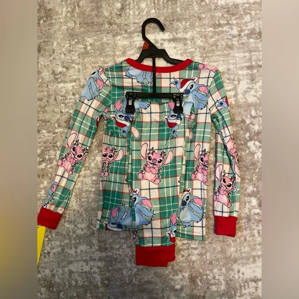Disney Holiday Stitch Kids Pajama Set - Green and Red size 8-NWT